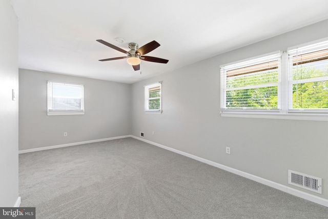 426 BREWSTER DR, Newark, DE 19711