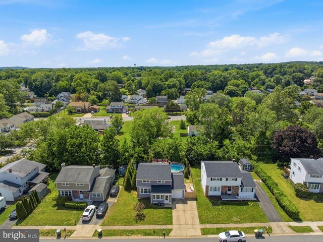 426 BREWSTER DR, Newark, DE 19711