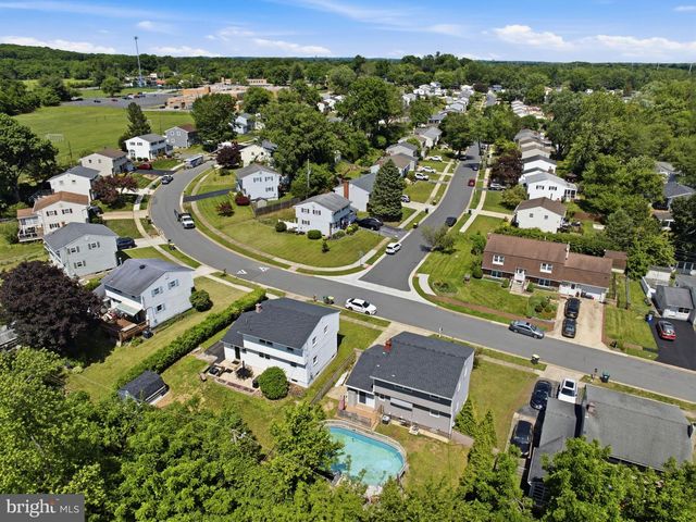 426 BREWSTER DR, Newark, DE 19711