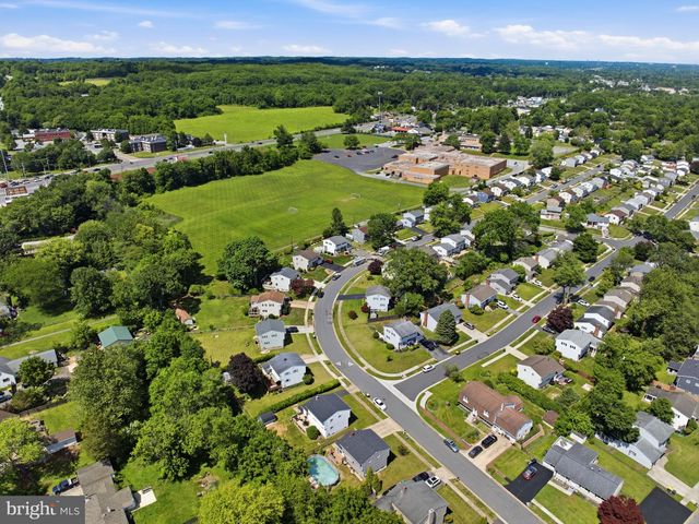 426 BREWSTER DR, Newark, DE 19711