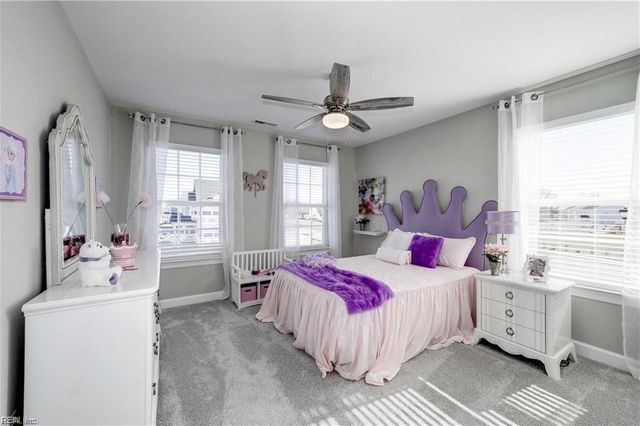 166 Long Cove Dr, Suffolk, VA 23435