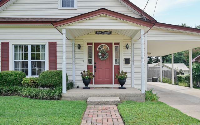 1010 Janssen, Mena, AR 71953