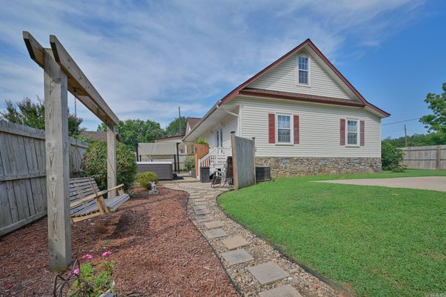 1010 Janssen, Mena, AR 71953