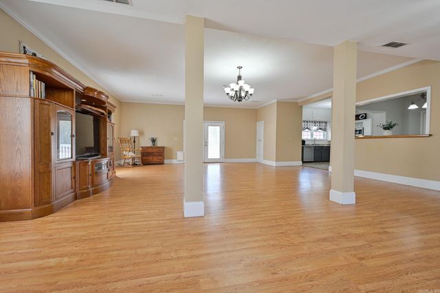 1010 Janssen, Mena, AR 71953