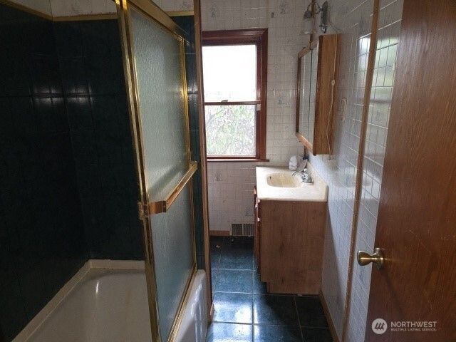 6001 Mcdougall Avenue, Everett, WA 98203