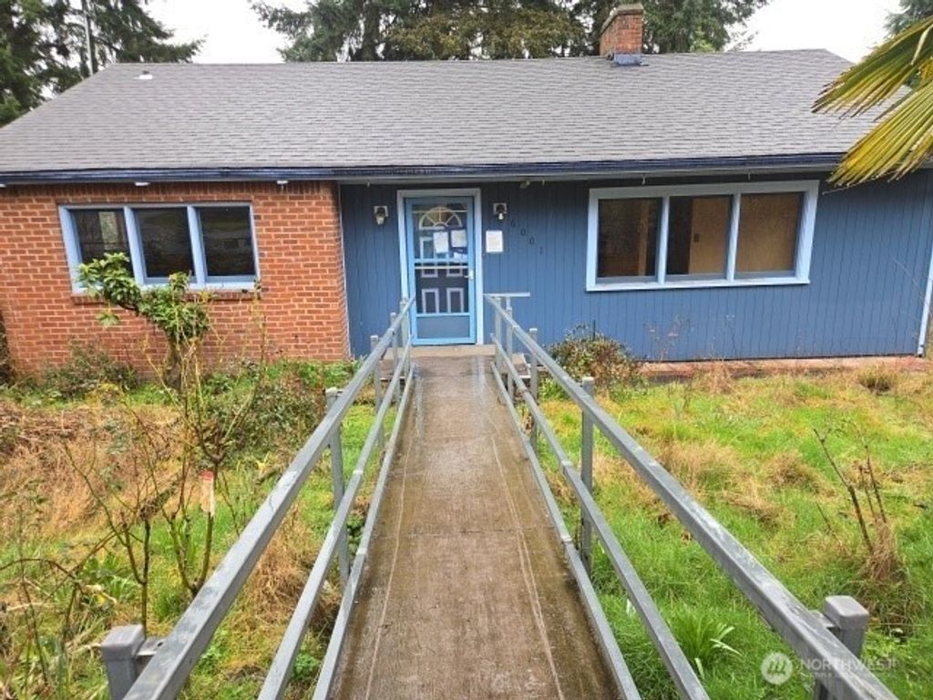 6001 Mcdougall Avenue, Everett, WA 98203