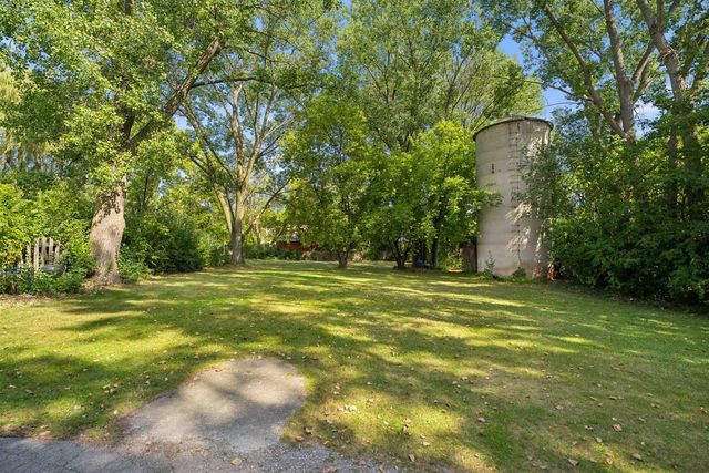 1025 ONEIDA STREET, Menasha, WI 54952