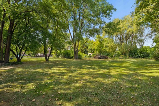 1025 ONEIDA STREET, Menasha, WI 54952