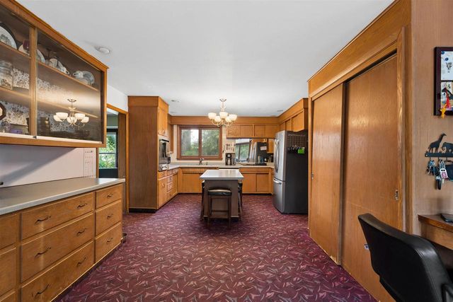 1025 ONEIDA STREET, Menasha, WI 54952