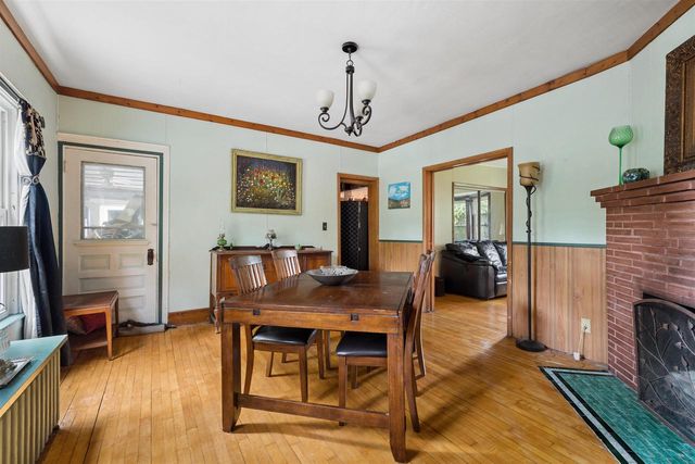 1025 ONEIDA STREET, Menasha, WI 54952