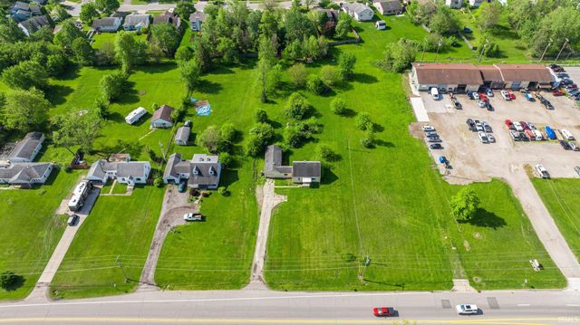 6452 Saint Joe Center Road, Fort Wayne, IN 46835