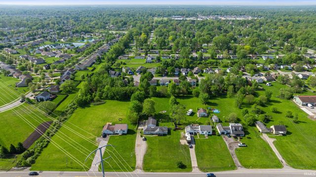 6452 Saint Joe Center Road, Fort Wayne, IN 46835