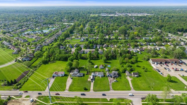 6452 Saint Joe Center Road, Fort Wayne, IN 46835