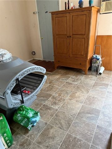 101 Saturn Avenue, Holiday Island, AR 72631