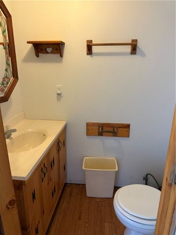 101 Saturn Avenue, Holiday Island, AR 72631