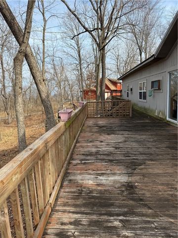 101 Saturn Avenue, Holiday Island, AR 72631