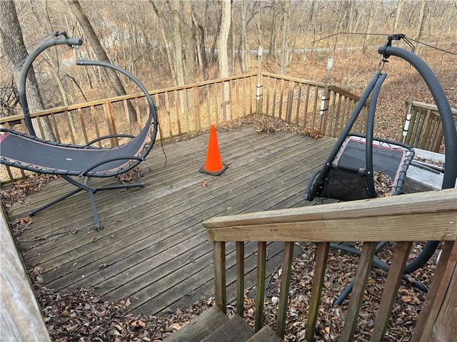 101 Saturn Avenue, Holiday Island, AR 72631