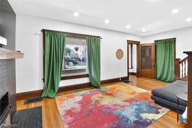 3205 Mapledale Avenue, Cleveland, OH 44109