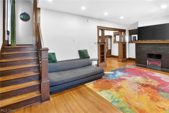 3205 Mapledale Avenue, Cleveland, OH 44109