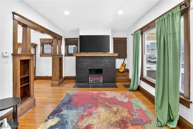 3205 Mapledale Avenue, Cleveland, OH 44109