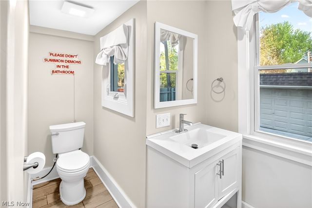 3205 Mapledale Avenue, Cleveland, OH 44109