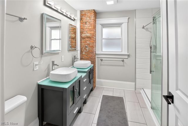 3205 Mapledale Avenue, Cleveland, OH 44109