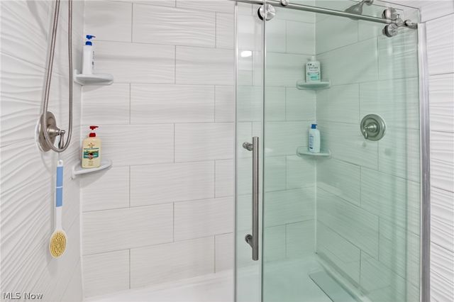 3205 Mapledale Avenue, Cleveland, OH 44109