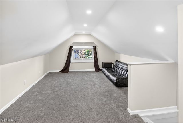 3205 Mapledale Avenue, Cleveland, OH 44109