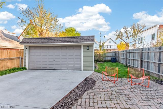 3205 Mapledale Avenue, Cleveland, OH 44109