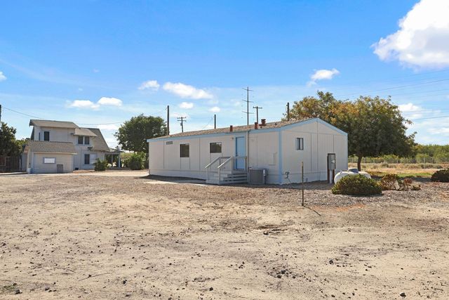 3443 Kansas Ave, Modesto, CA 95358