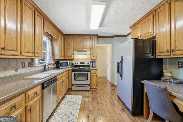 4895 Puritan Drive, Sugar Hill, GA 30518