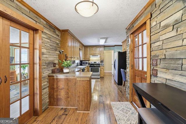 4895 Puritan Drive, Sugar Hill, GA 30518