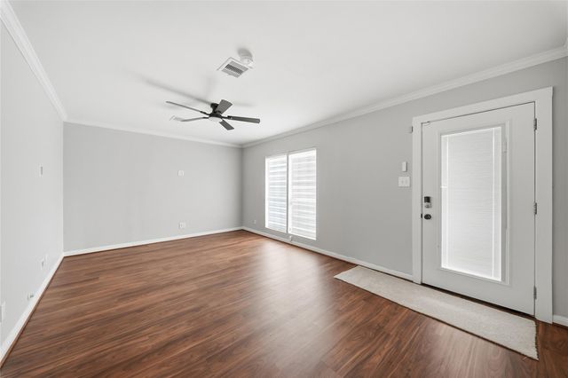 2919 Cochran Street, Houston, TX 77009