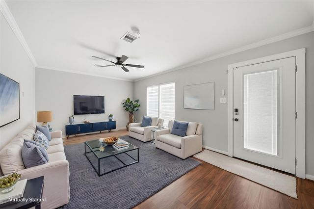2919 Cochran Street, Houston, TX 77009