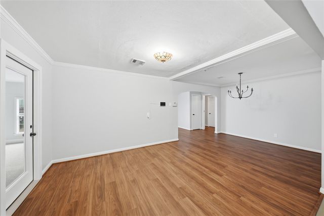 2919 Cochran Street, Houston, TX 77009