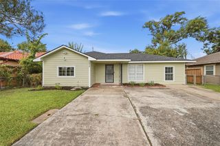 2919 Cochran Street, Houston, TX 77009