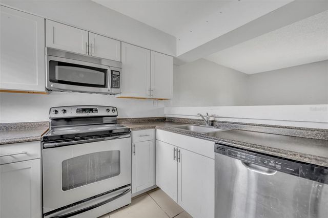 236 SCOTTSDALE SQUARE 236, Winter Park, FL 32792