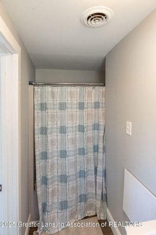 412 N Scott Drive, Farwell, MI 48622