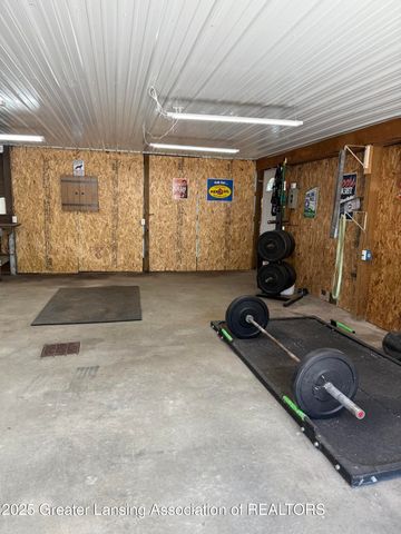 412 N Scott Drive, Farwell, MI 48622
