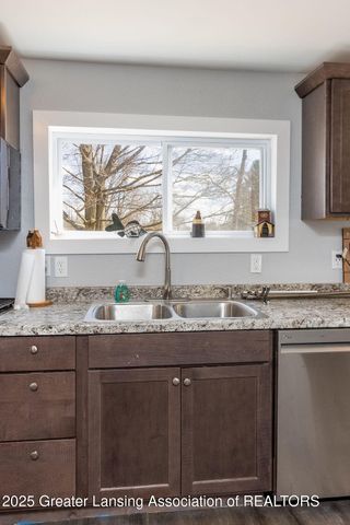 412 N Scott Drive, Farwell, MI 48622