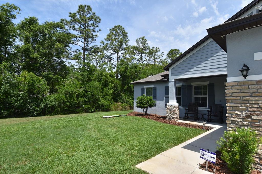 Image 2 of property listing at 14241 RAVINE AVENUE, Weeki Wachee, FL 34614