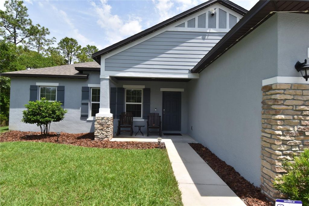 Image 3 of property listing at 14241 RAVINE AVENUE, Weeki Wachee, FL 34614