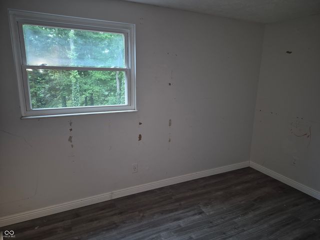 9270 Budd Run Drive, Indianapolis, IN 46250