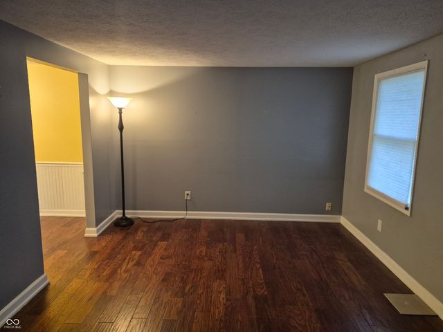 9270 Budd Run Drive, Indianapolis, IN 46250
