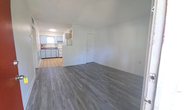 551 E MIRACLE STRIP Parkway, 7, Mary Esther, FL 32569