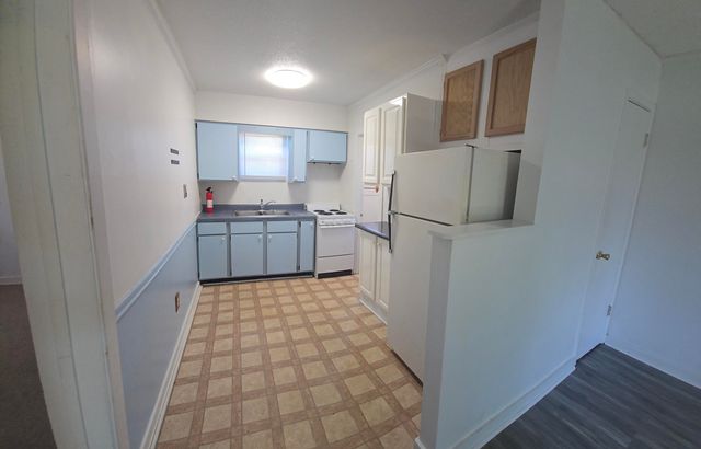 551 E MIRACLE STRIP Parkway, 7, Mary Esther, FL 32569