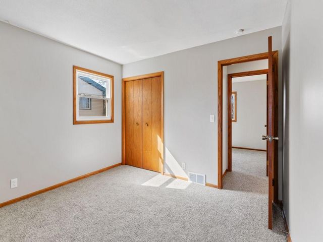 1611 E 87th Street, Bloomington, MN 55425