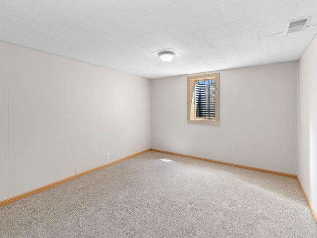 1611 E 87th Street, Bloomington, MN 55425