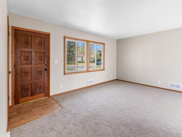 1611 E 87th Street, Bloomington, MN 55425