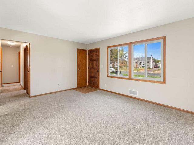 1611 E 87th Street, Bloomington, MN 55425